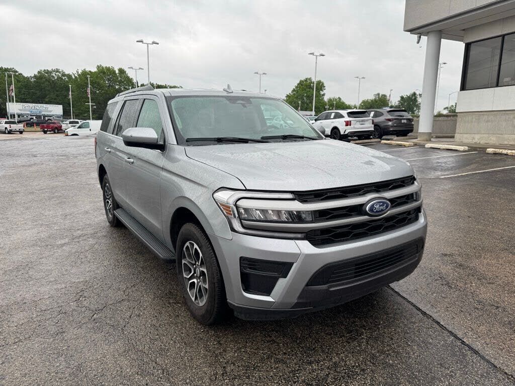 2024 FORD Expedition
