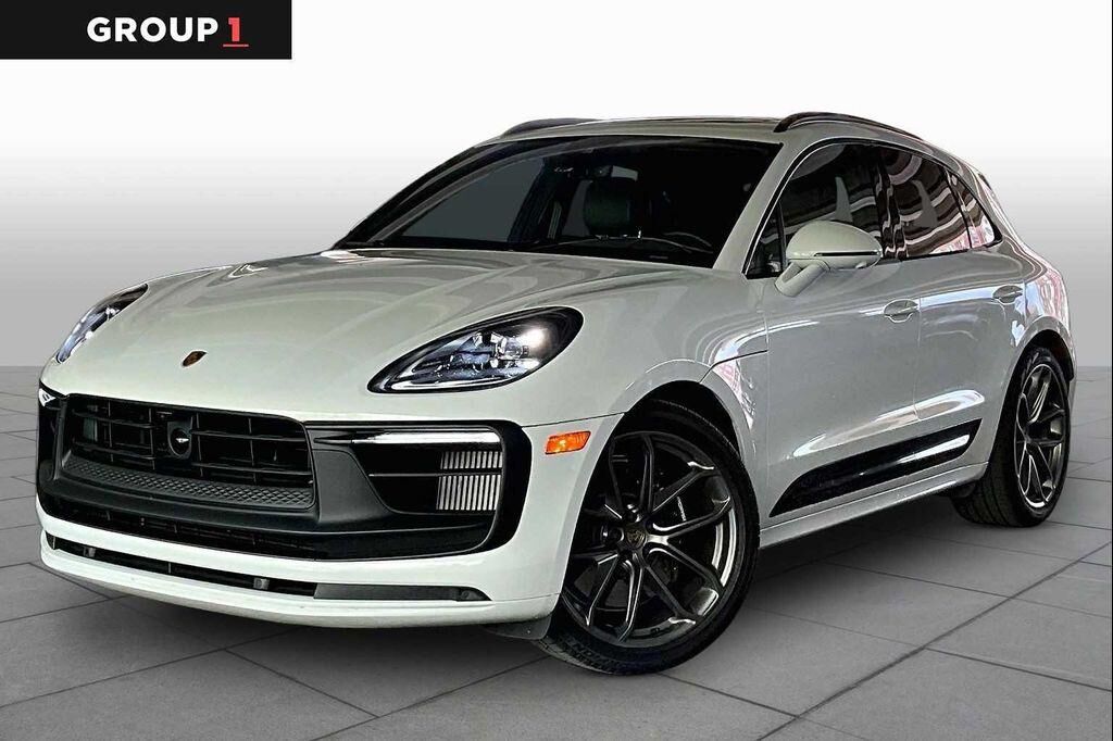 2023 PORSCHE Macan