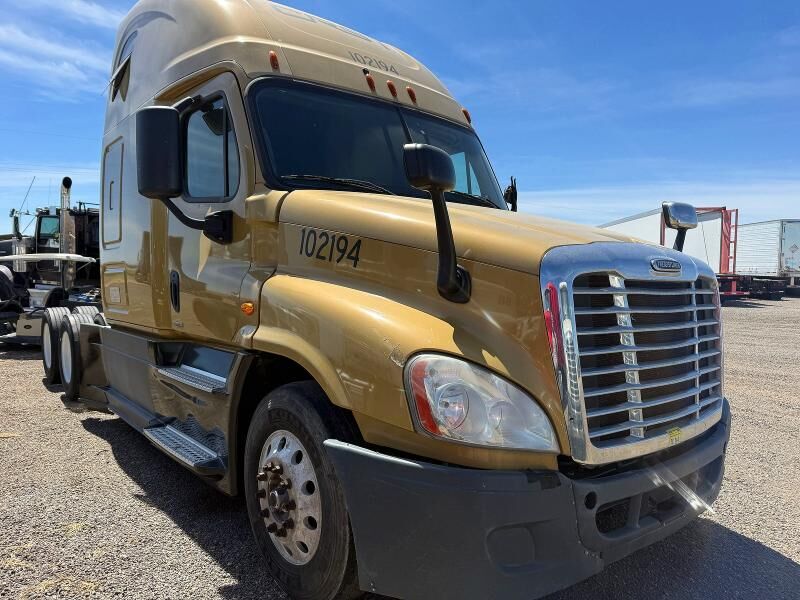2017 FREIGHTLINER Cascadia