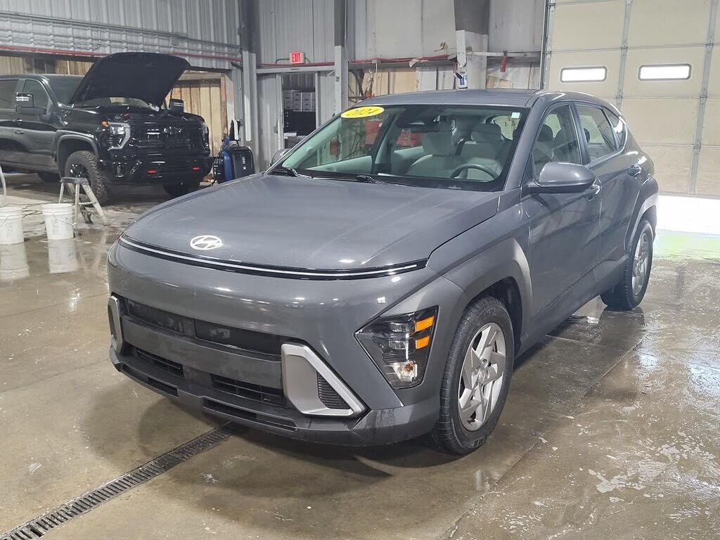 2024 HYUNDAI Kona