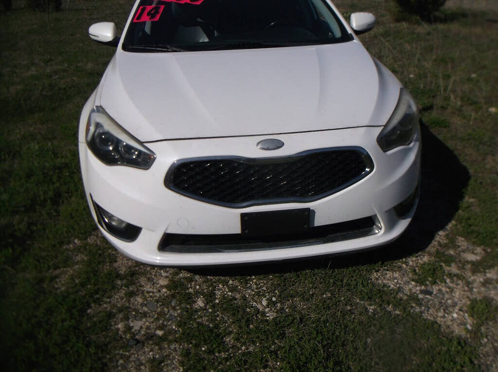 2014 KIA Cadenza