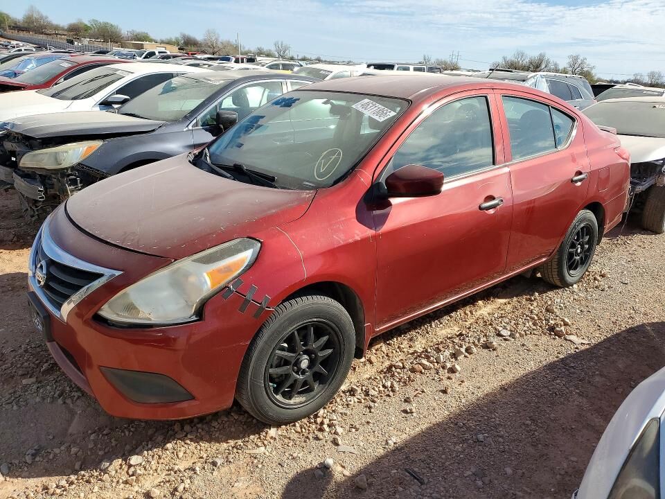 2018 NISSAN Versa