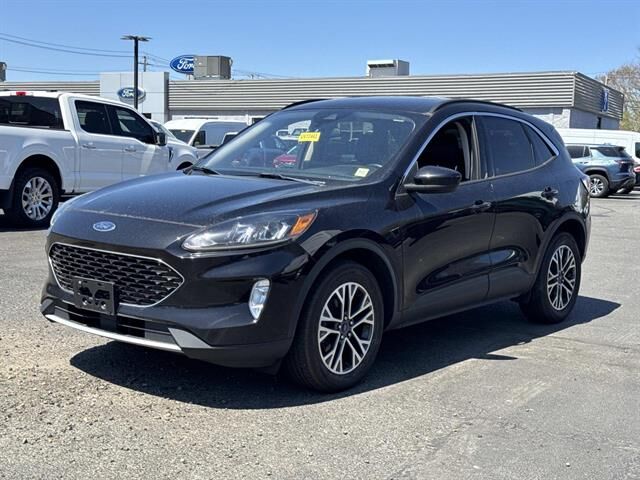 2020 FORD Escape