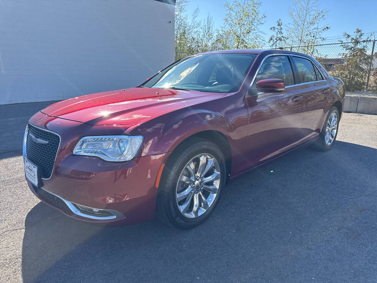2019 CHRYSLER 300