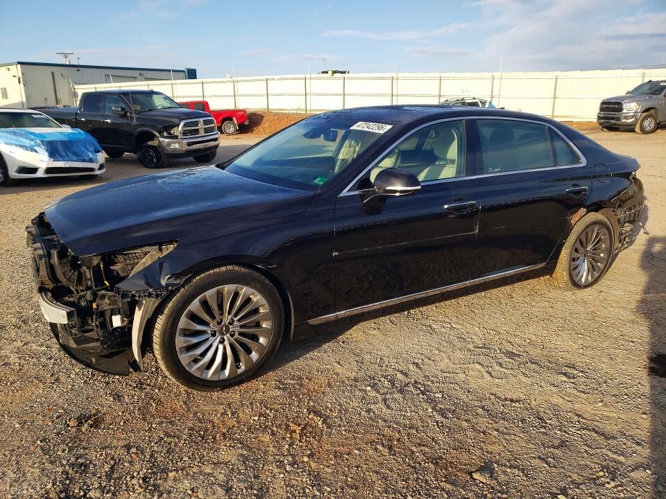 2018 GENESIS G90
