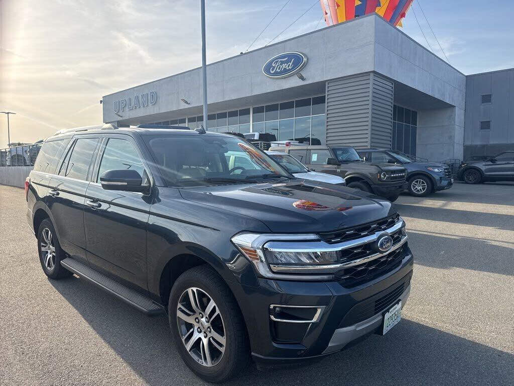 2024 FORD Expedition