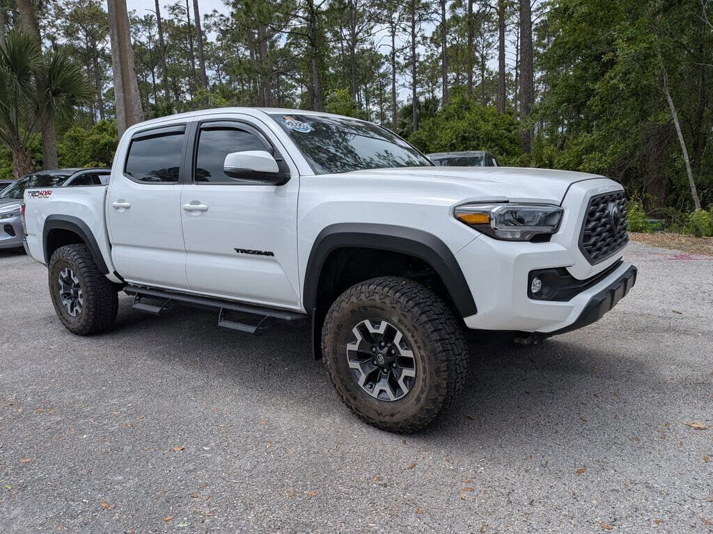 2023 TOYOTA Tacoma
