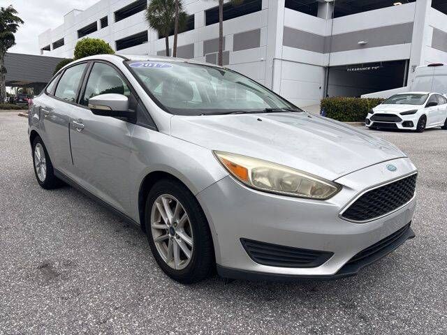 2017 FORD Focus