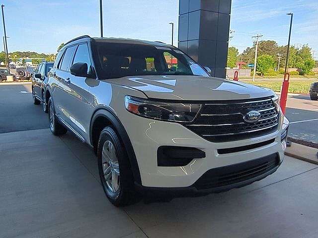 2023 FORD Explorer