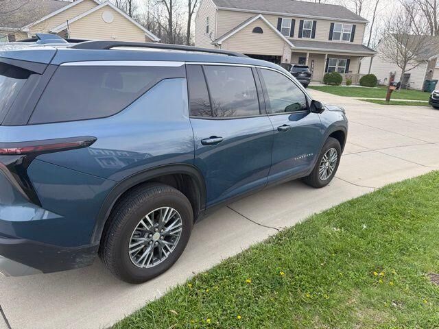 2024 CHEVROLET Traverse