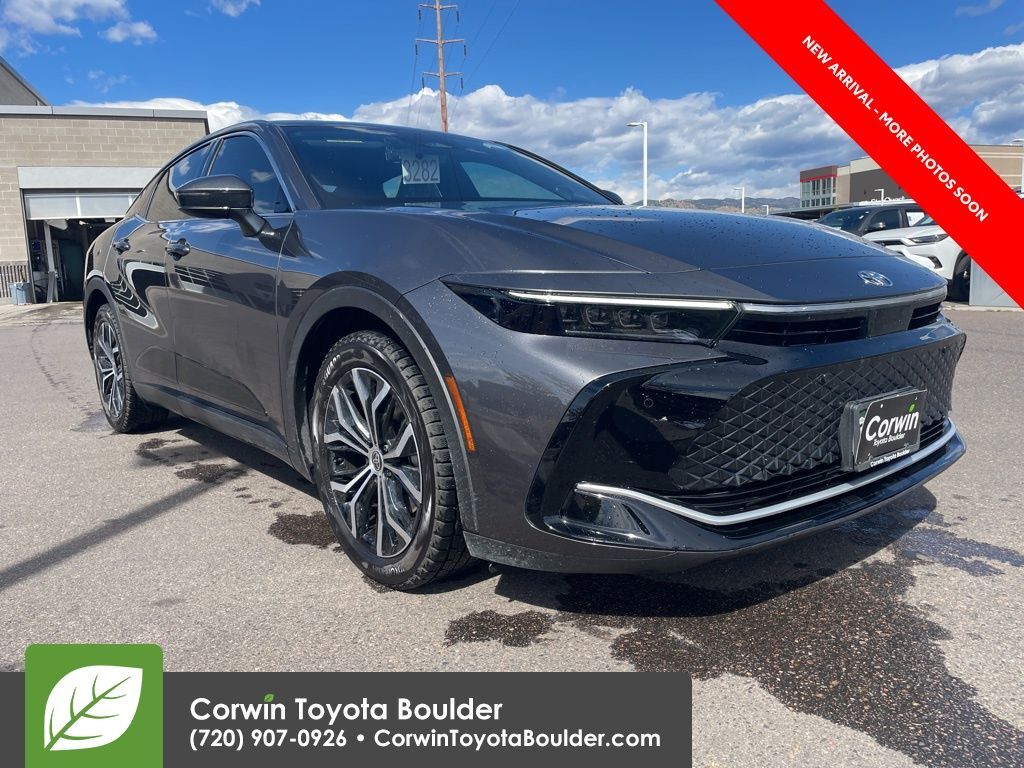 2023 TOYOTA CROWN