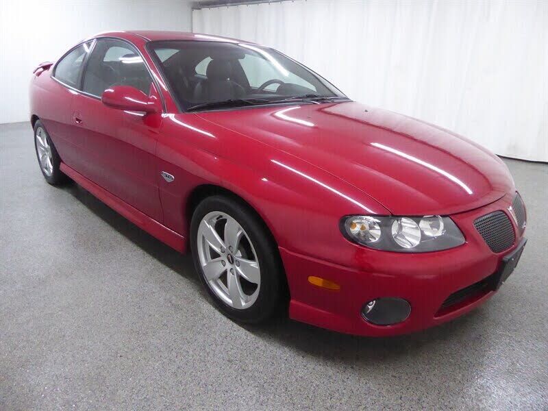 2004 PONTIAC GTO