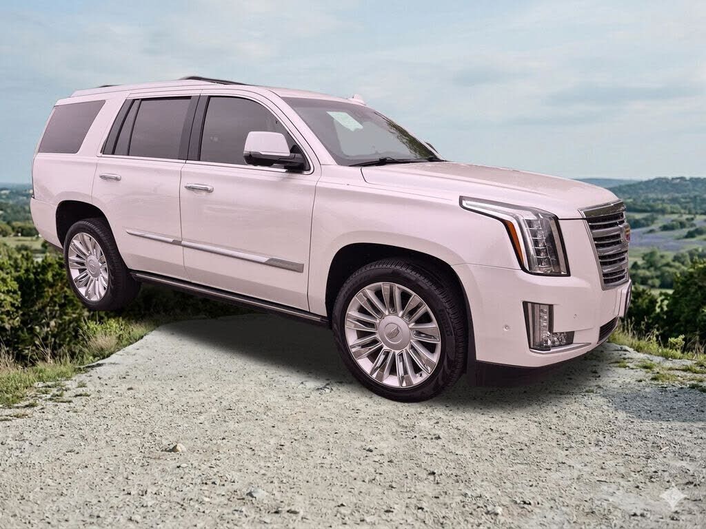 2018 CADILLAC Escalade