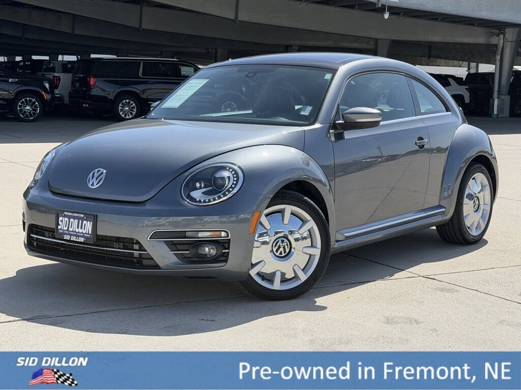 2018 VOLKSWAGEN Beetle