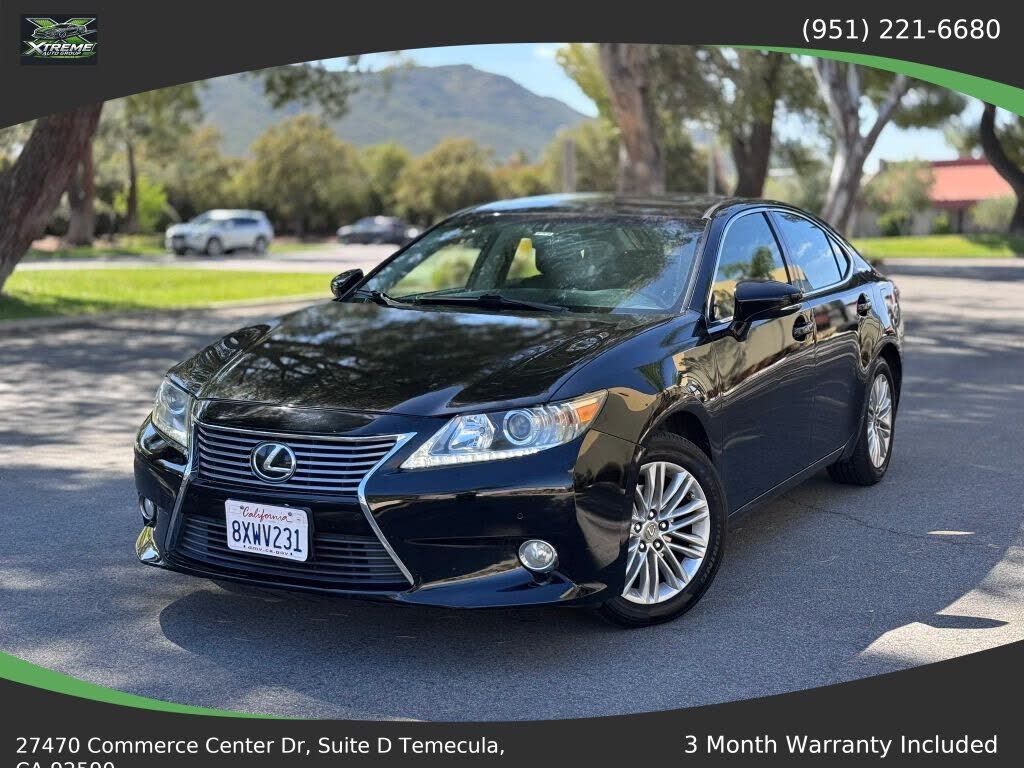 2013 LEXUS ES