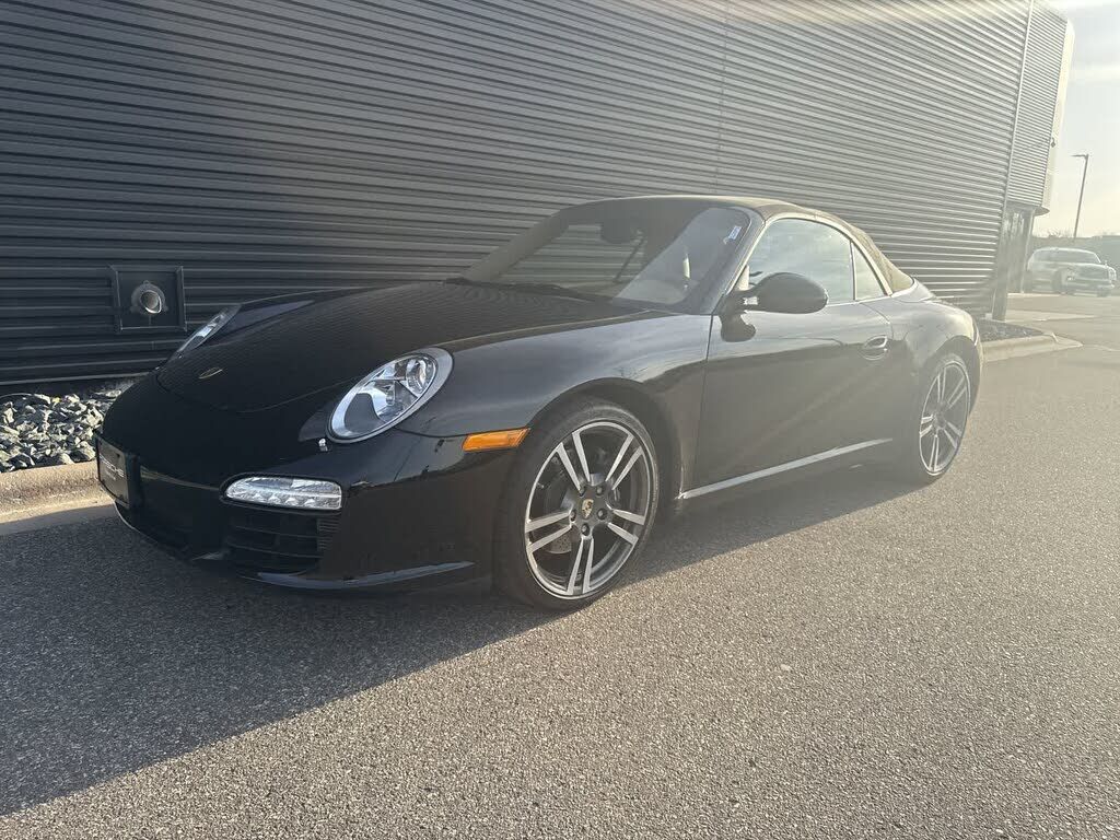 2011 PORSCHE 911