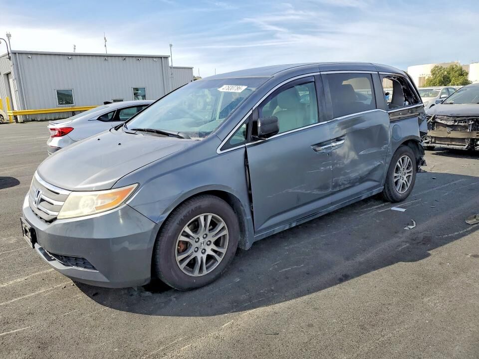 2012 HONDA Odyssey