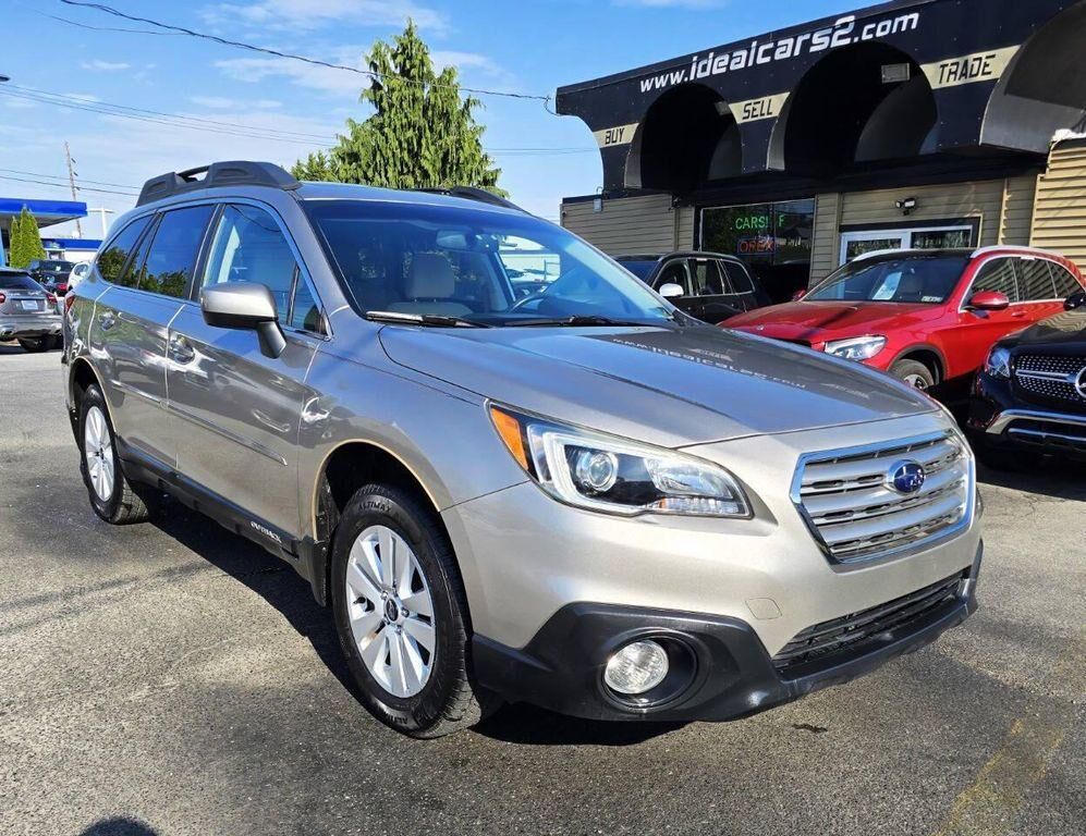 2015 SUBARU Outback