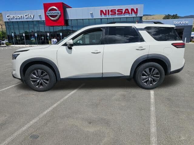 2024 NISSAN Pathfinder