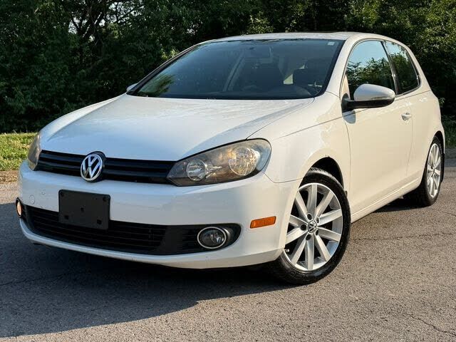 2010 VOLKSWAGEN Golf