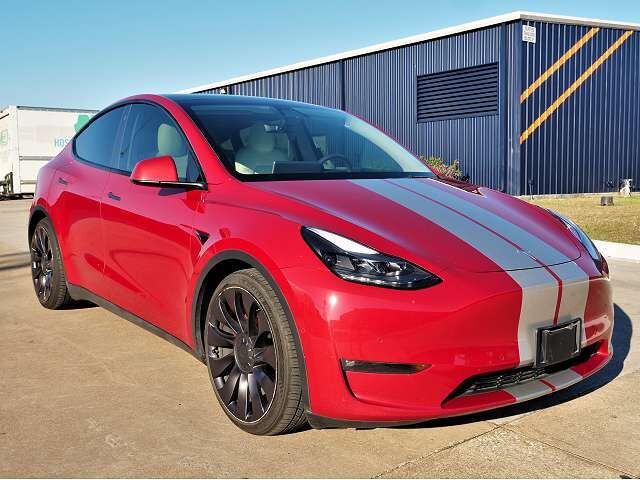 2021 TESLA Model Y