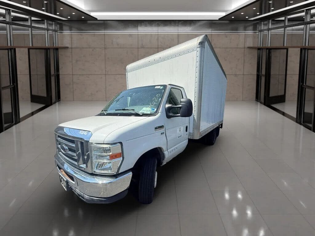 2012 FORD E-350