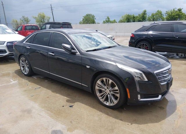 2017 CADILLAC CT6