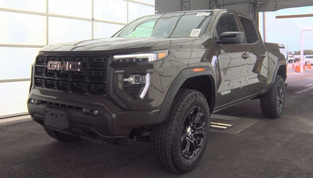2023 GMC Canyon