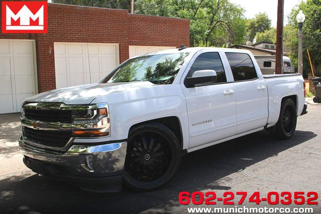 2017 CHEVROLET Silverado