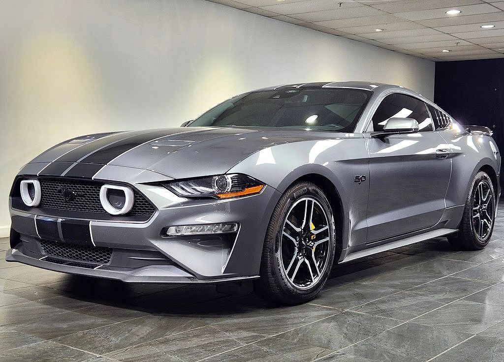 2021 FORD Mustang