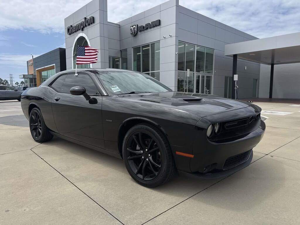 2016 DODGE Challenger