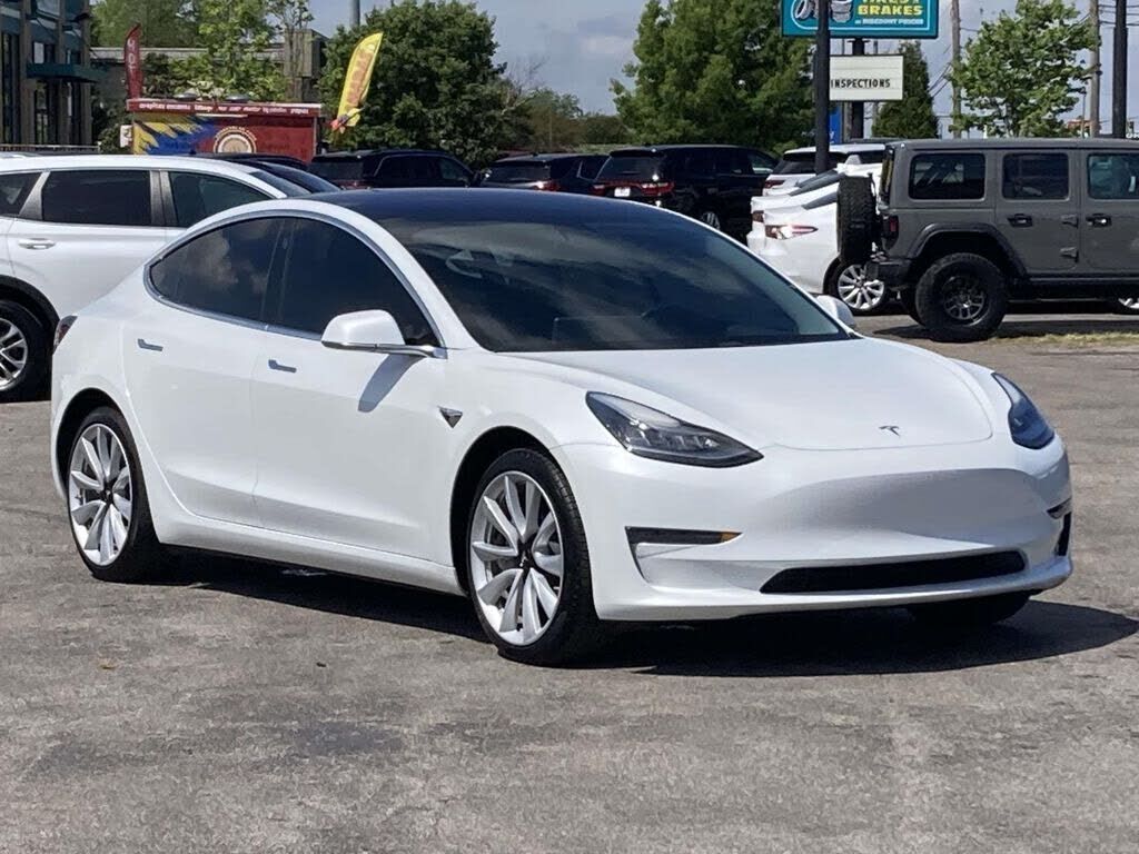 2018 TESLA Model 3