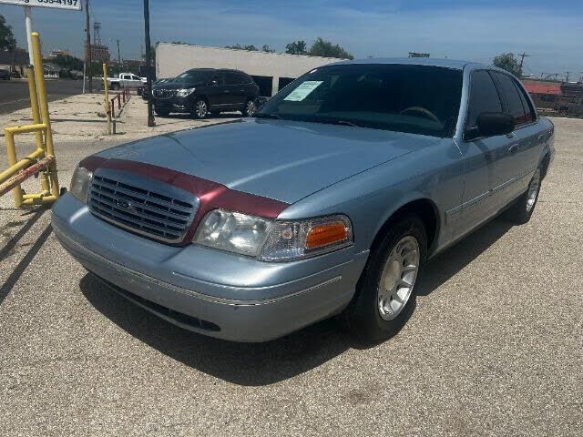 2002 FORD Crown Victoria