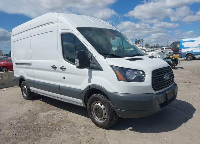 2018 FORD Transit