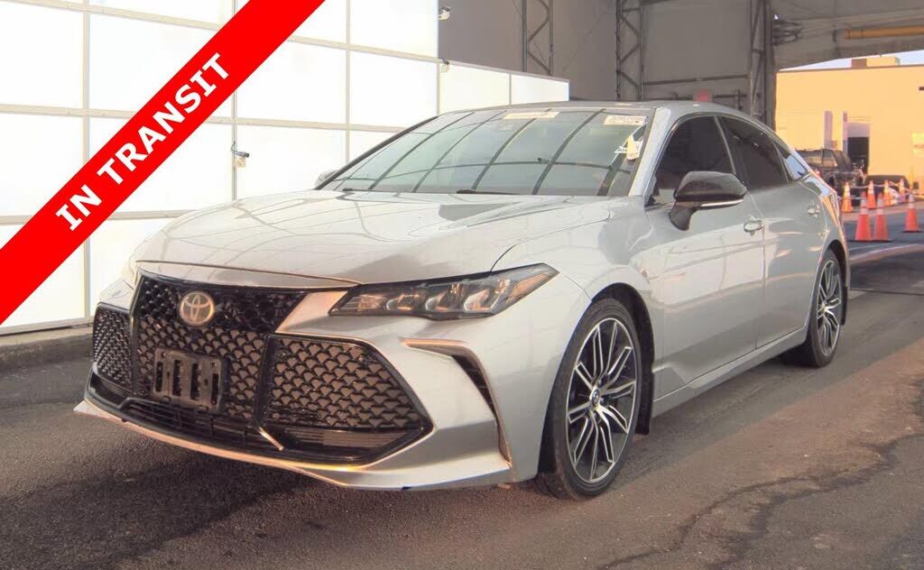 2019 TOYOTA Avalon