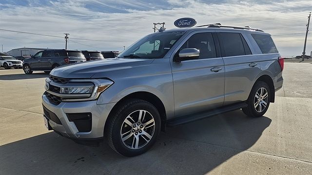 2024 FORD Expedition