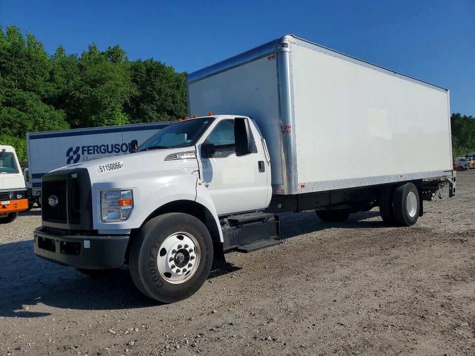 2022 FORD F-650