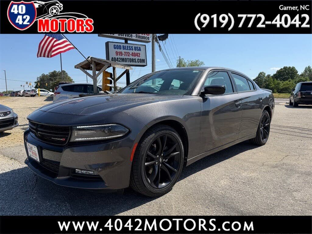 2017 DODGE Charger