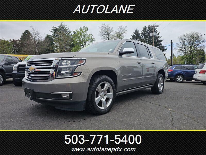 2017 CHEVROLET Suburban