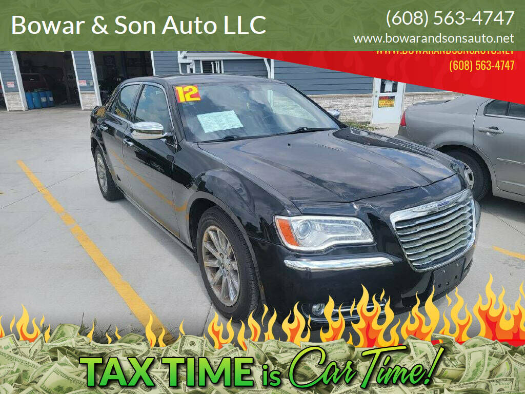 2012 CHRYSLER 300