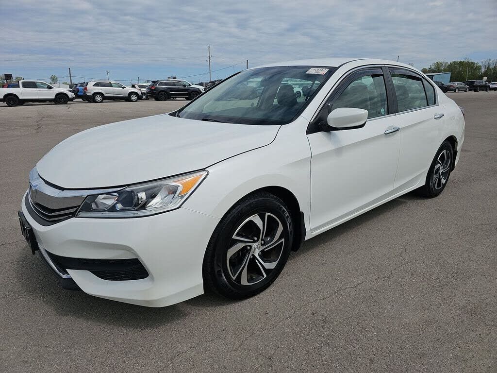 2017 HONDA Accord