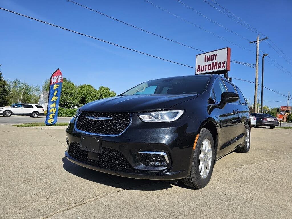 2023 CHRYSLER Pacifica