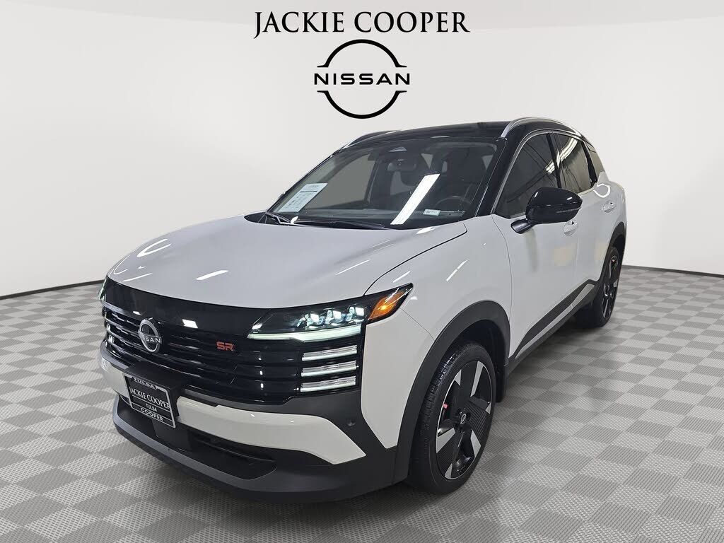 2025 NISSAN Kicks
