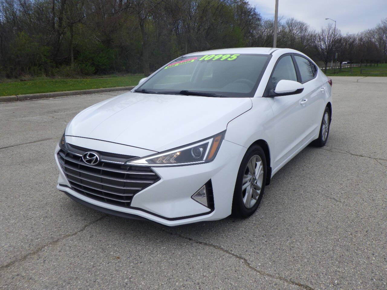 2019 HYUNDAI Elantra