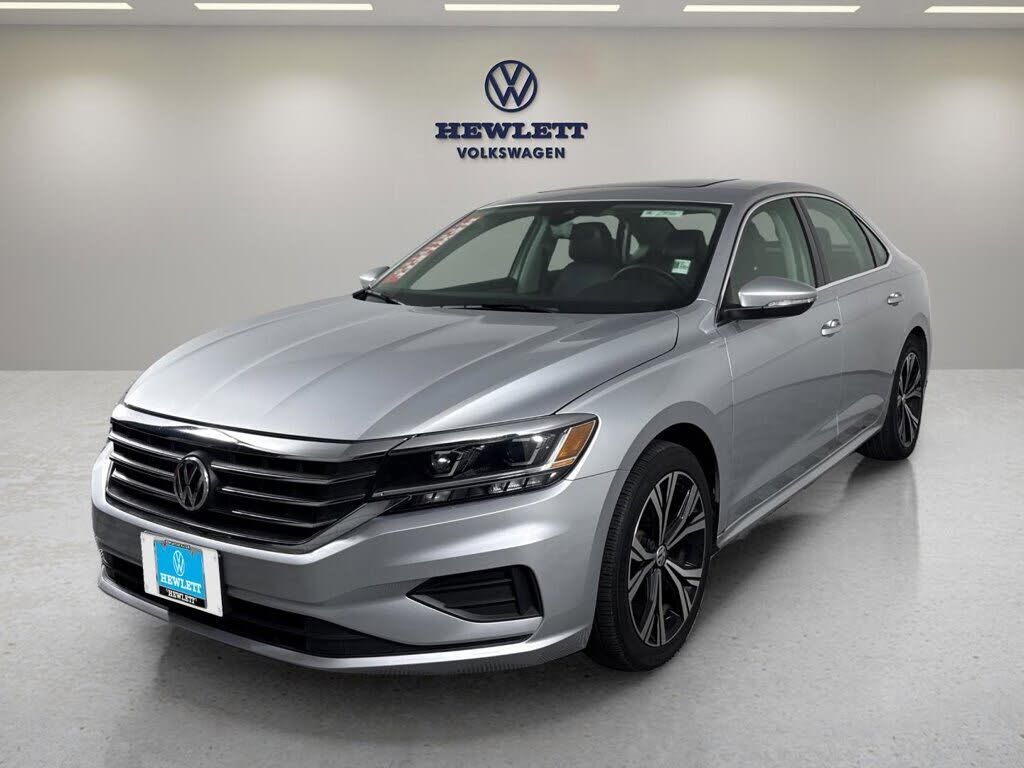 2021 VOLKSWAGEN Passat