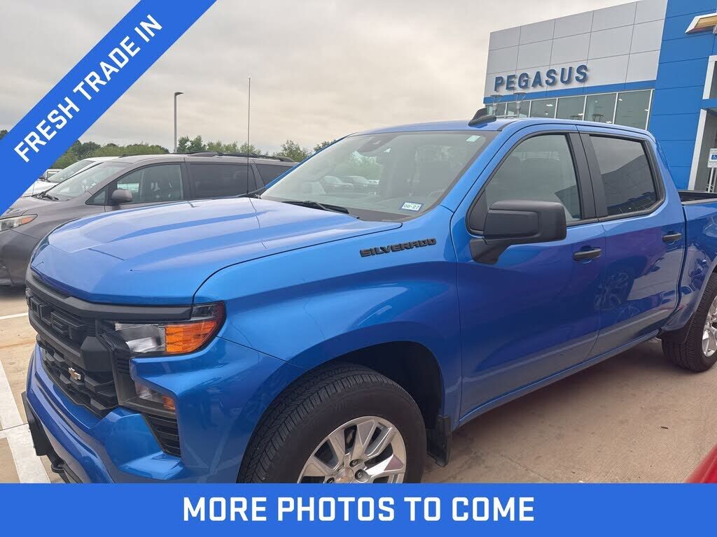 2025 CHEVROLET Silverado
