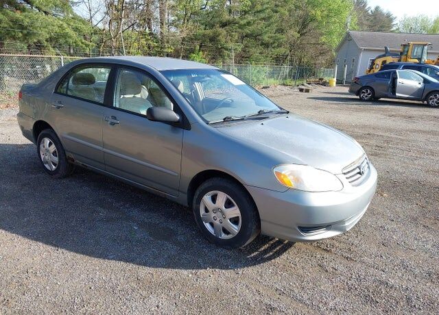 2004 TOYOTA Corolla