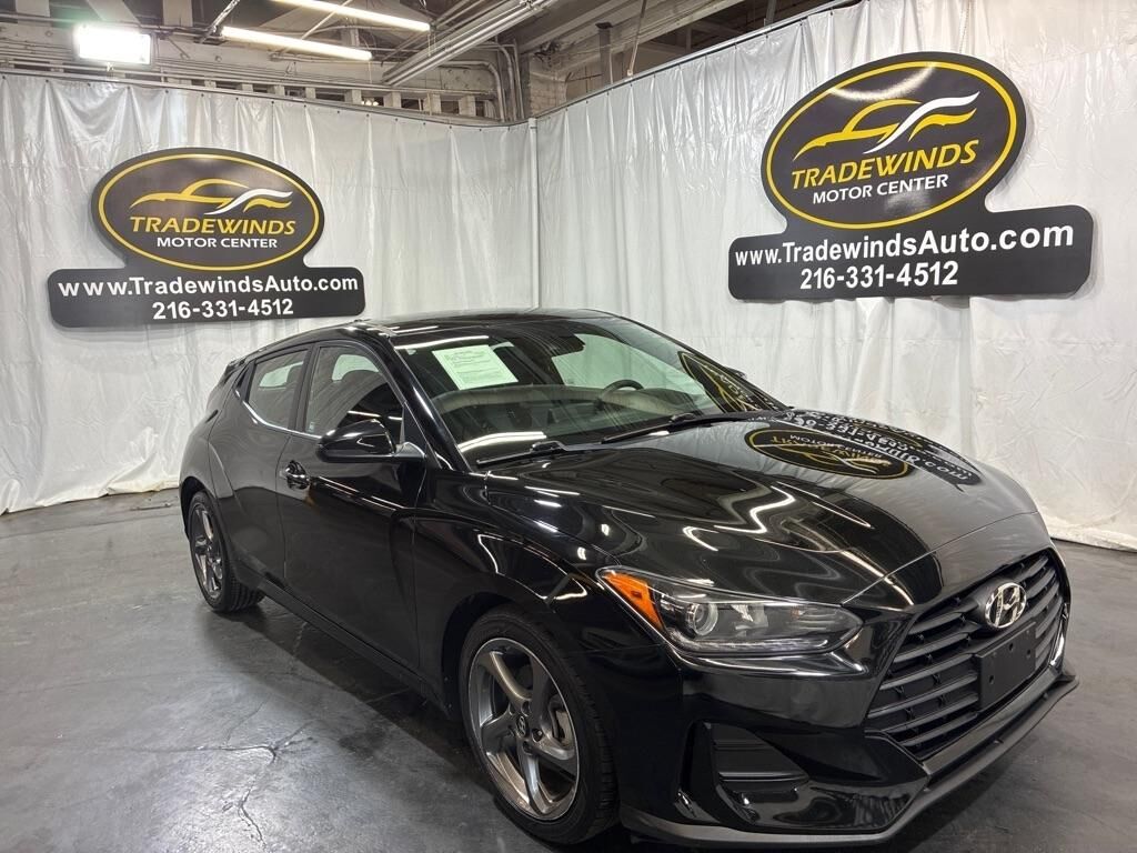 2019 HYUNDAI Veloster