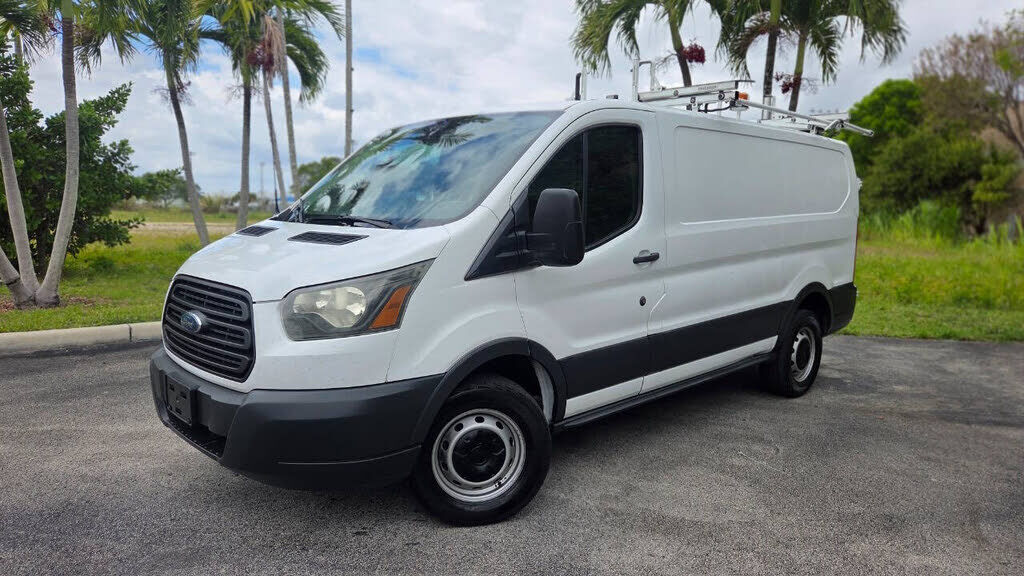 2015 FORD Transit