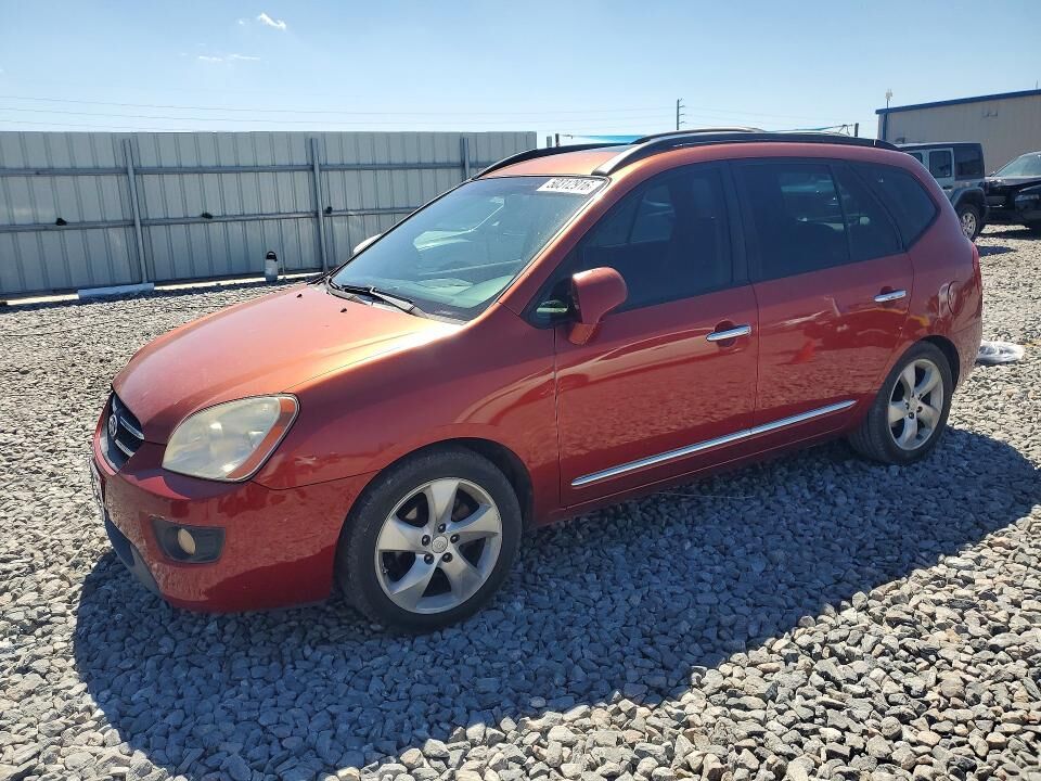 2008 KIA Rondo